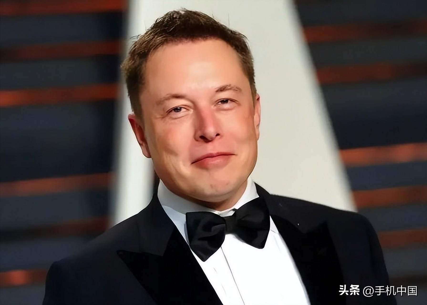 包含马斯克再次发推，比特币瞬间上上扬加密市场%！的词条